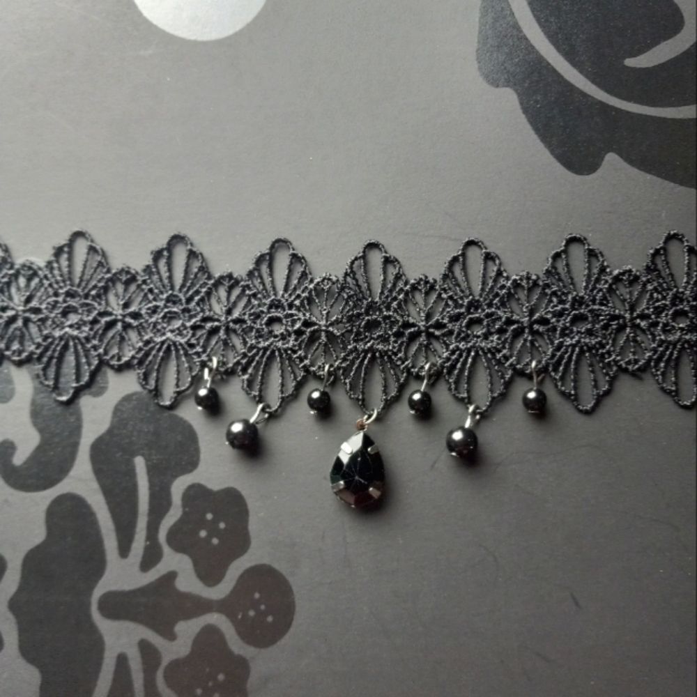 NWOT Gothic choker